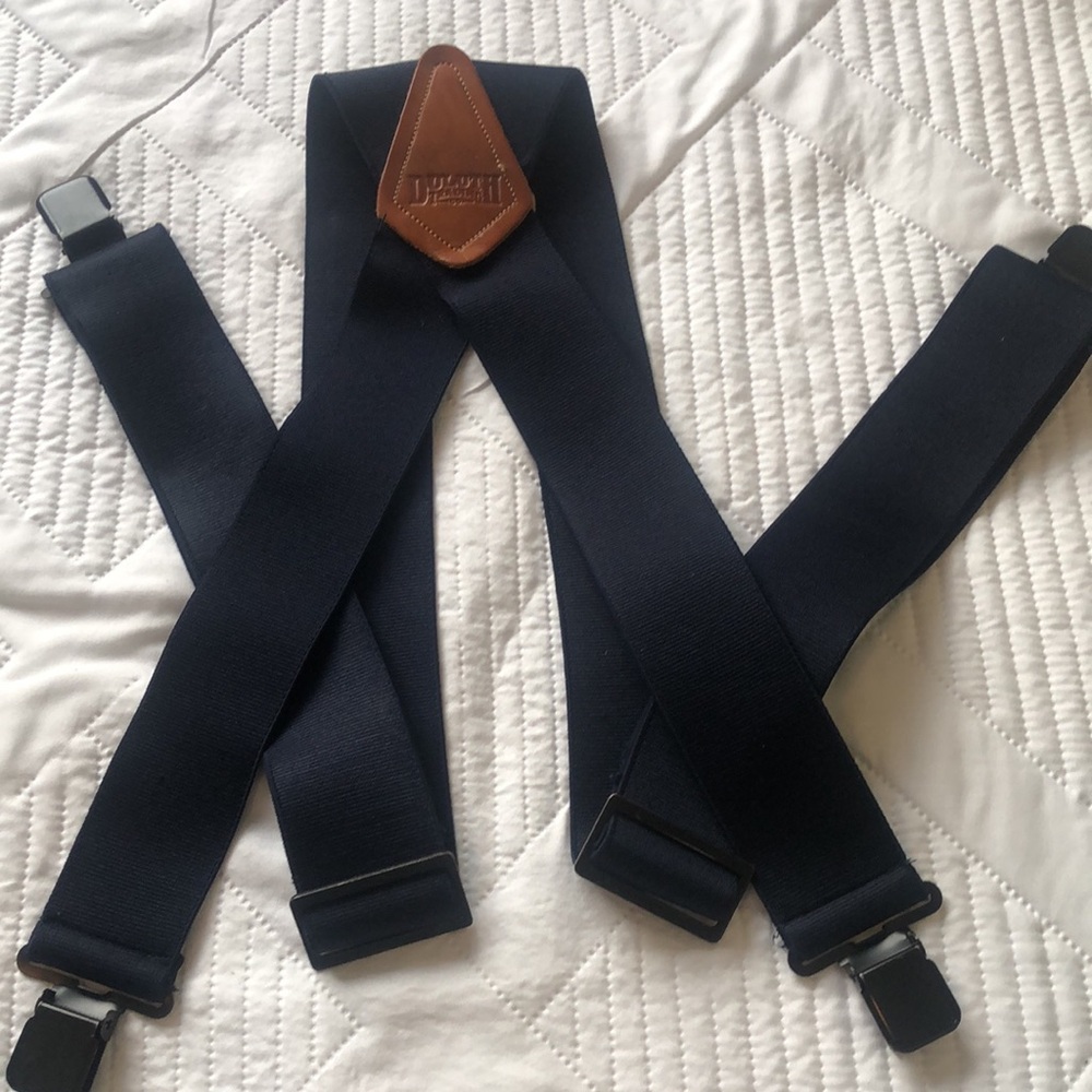 Duluth trading Men’s Dark blue suspenders with black hardware. Fire fighter